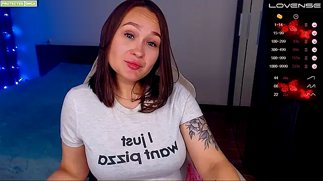 Cutie-Melanie online show from September 14, 2025, 4:07 pm