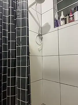 couple shy online show from December 18, 2025, 2:27 am