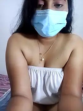 Snapshot of SLZAARA chatting on September 18, 2025, 8:12 pm SLZAARA online show from September 18, 2025, 8:12 pm