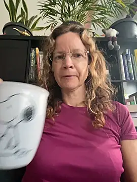 AnnikaRose online show from November 7, 2025, 6:40 am