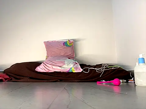 boypussyfist online show from September 10, 2025, 6:56 am