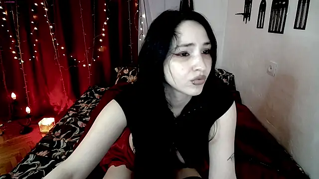Snapshot of Tricky_Vicky666 chatting on May 4, 2026, 11:40 pm Tricky Vicky666 online show from May 4, 2026, 11:40 pm