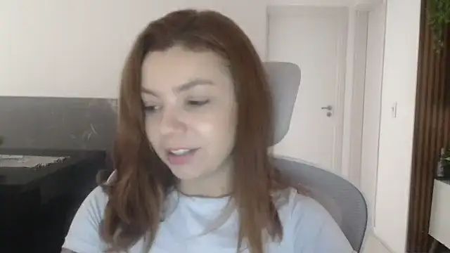 Snapshot of HotRuiva chatting on September 25, 2025, 2:12 pm HotRuiva online show from September 25, 2025, 2:12 pm