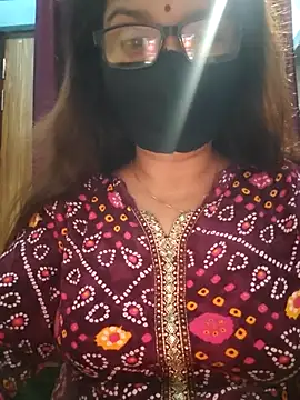 Aishwaryaa 69 online show from September 30, 2025, 8:09 am