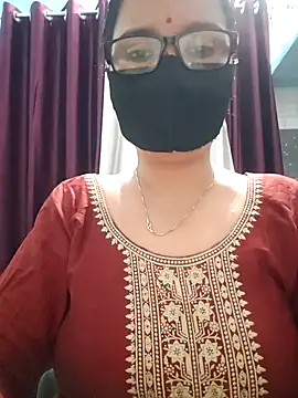 Aishwaryaa 69 online show from October 3, 2025, 3:41 am