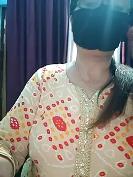 Aishwaryaa 69 online show from September 27, 2025, 8:09 am