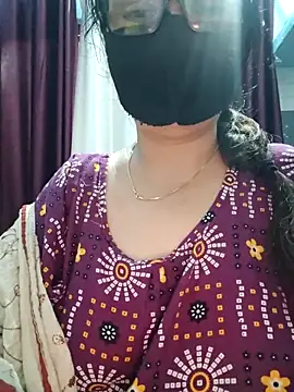 Aishwaryaa 69 online show from September 16, 2025, 3:07 am