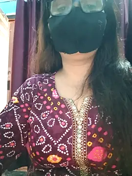 Aishwaryaa 69 online show from September 19, 2025, 6:50 am