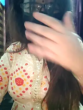 Aishwaryaa 69 online show from September 9, 2025, 7:18 am