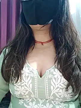 Aishwaryaa 69 online show from March 25, 2026, 10:03 am