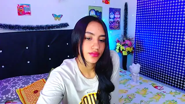 Snapshot of pleasure_and_fantasy chatting on March 21, 2025, 3:02 pm pleasure and fantasy online show from March 21, 2025, 3:02 pm