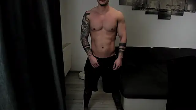 Richarddarell1 online show from December 17, 2025, 5:45 am