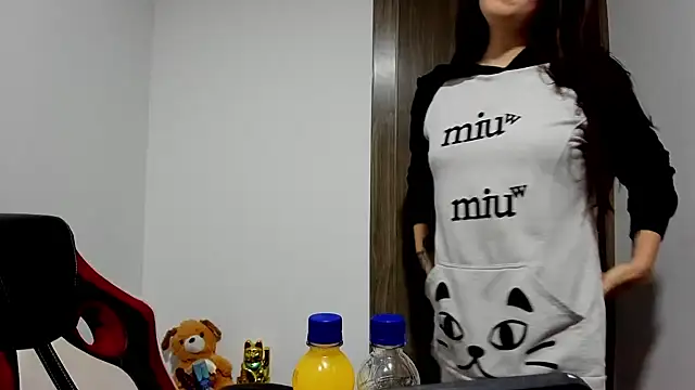 Sweet-Suck69 online show from February 20, 2025, 2:40 am