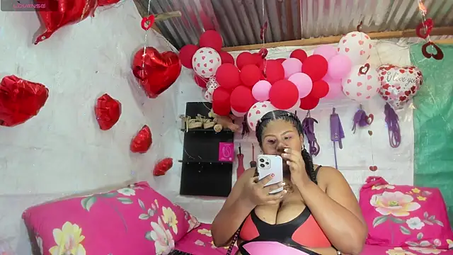 Snapshot of 2020vanessapalecia chatting on September 17, 2025, 8:55 pm 2020vanessapalecia online show from September 17, 2025, 8:55 pm