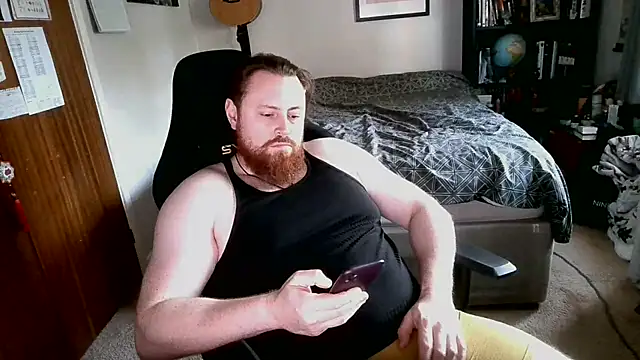 Snapshot of Hairy_Guy30 chatting on July 1, 2026, 7:36 pm Hairy Guy30 online show from July 1, 2026, 7:36 pm