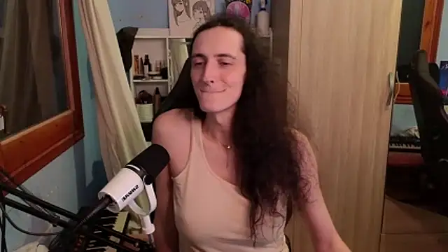 MemiKouki online show from February 13, 2026, 5:57 pm