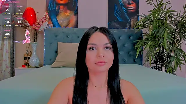 MichelleReys online show from March 12, 2025, 3:46 am