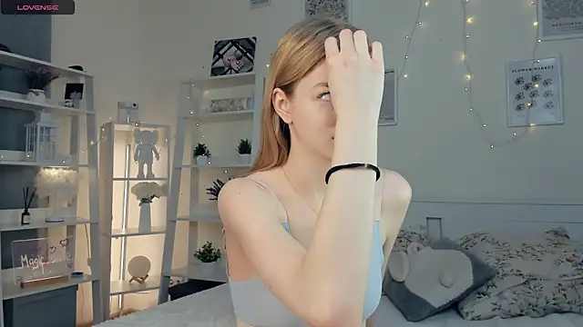 YuNabif online show from March 5, 2025, 7:05 am