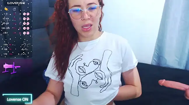 SharonR1 online show from March 16, 2025, 12:45 am