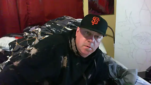 Snapshot of Mic_Oxinner chatting on October 11, 2025, 11:39 pm Mic Oxinner online show from October 11, 2025, 11:39 pm