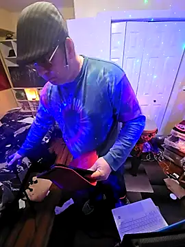 Snapshot of Mic_Oxinner chatting on September 18, 2025, 9:34 am Mic Oxinner online show from September 18, 2025, 9:34 am