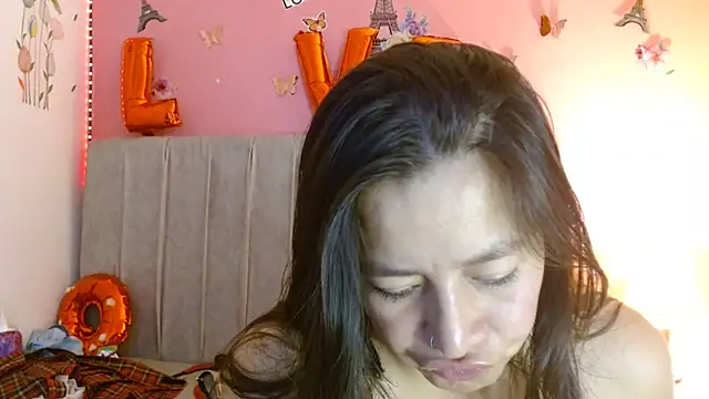 monickhot303av online show from February 28, 2025, 9:47 am