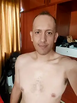 carozi online show from March 5, 2025, 1:17 pm