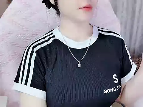  Lygn   online show from September 26, 2025, 11:55 pm