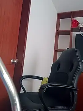 FREYJA- online show from September 28, 2025, 7:43 pm