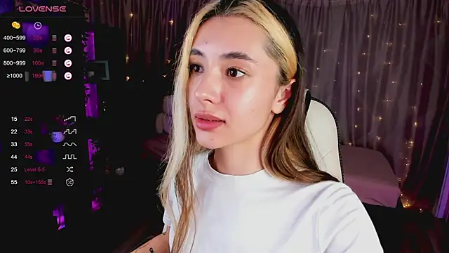 DarlaLike online show from February 27, 2025, 10:01 am