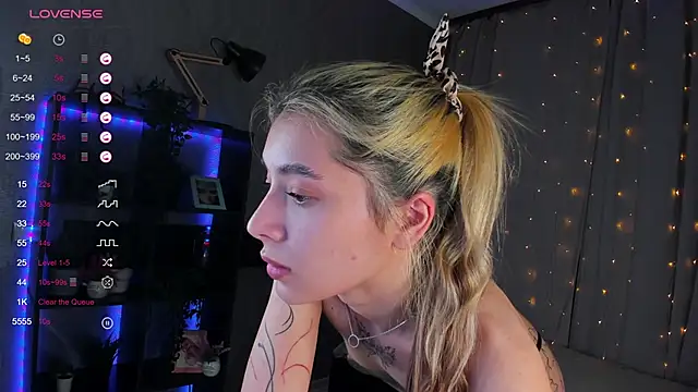 DarlaLike online show from March 16, 2025, 7:04 am