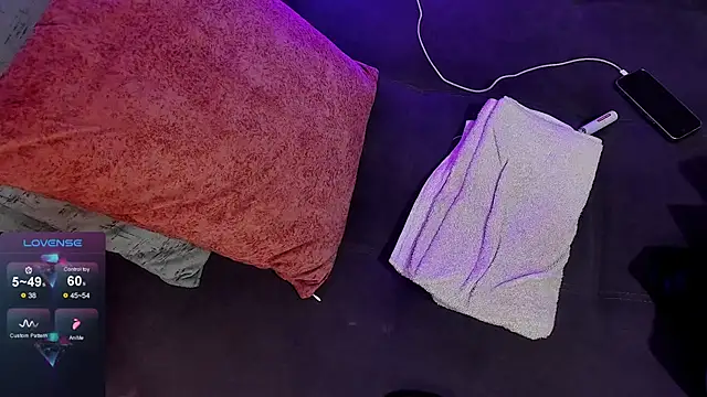 mikemulerr online show from September 26, 2025, 8:49 pm