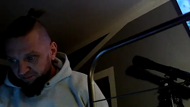 Snapshot of donhulio482 chatting on February 28, 2025, 3:15 am donhulio482 online show from February 28, 2025, 3:15 am