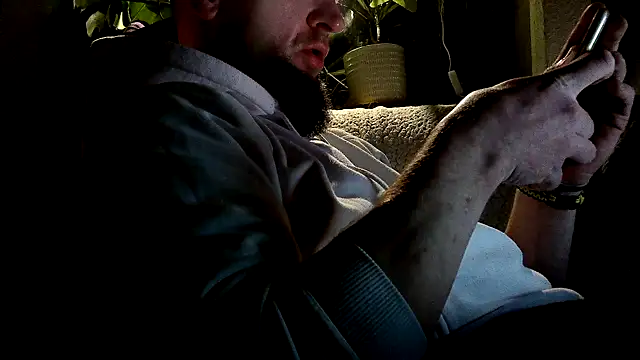 Snapshot of donhulio482 chatting on March 22, 2025, 6:47 pm donhulio482 online show from March 22, 2025, 6:47 pm