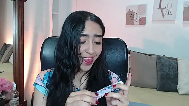 madisex s online show from October 9, 2025, 1:11 pm