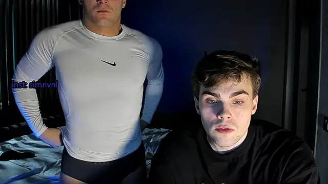 Snapshot of simonwnl chatting on October 31, 2025, 8:27 pm simonwnl online show from October 31, 2025, 8:27 pm