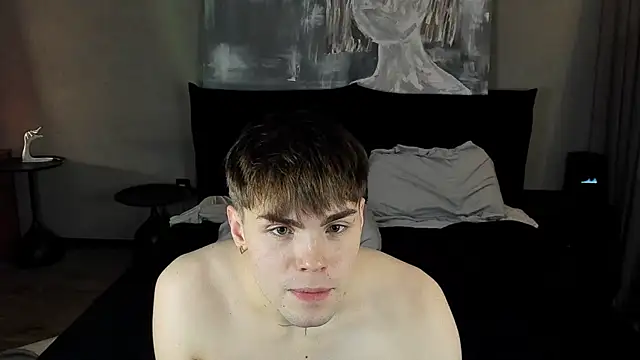 Snapshot of simonwnl chatting on December 6, 2024, 6:00 pm simonwnl online show from December 6, 2024, 6:00 pm