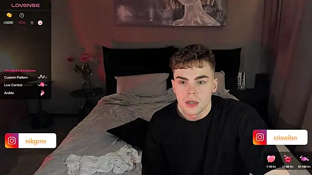 Snapshot of simonwnl chatting on December 22, 2024, 10:25 pm simonwnl online show from December 22, 2024, 10:25 pm