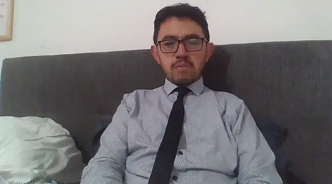 Diptongo online show from March 18, 2025, 10:04 pm