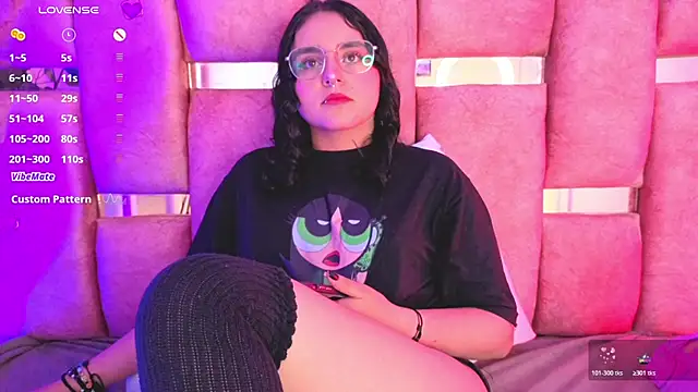  Ambar-devon  online show from November 3, 2025, 1:00 am