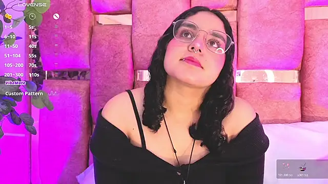  Ambar-devon  online show from November 17, 2025, 12:58 am