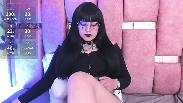  Ambar-devon  online show from October 14, 2025, 7:25 pm