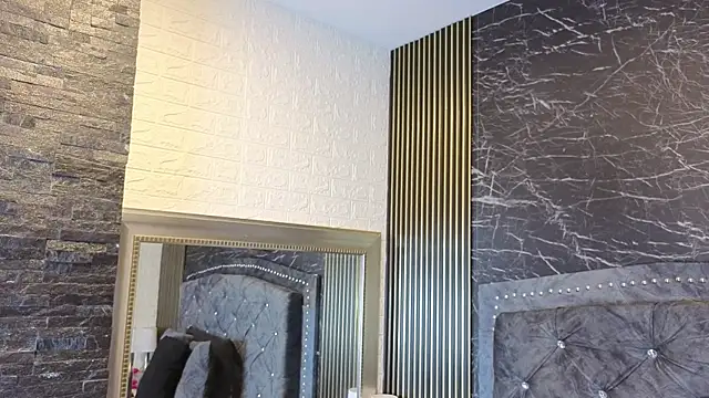 charlotte  G online show from March 4, 2026, 11:29 am