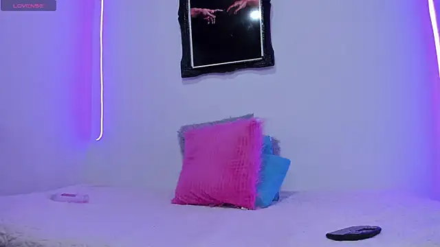 liz 25b online show from October 7, 2025, 3:29 am