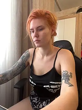 Snapshot of VoluptuousDreams chatting on February 10, 2026, 4:22 am VoluptuousDreams online show from February 10, 2026, 4:22 am