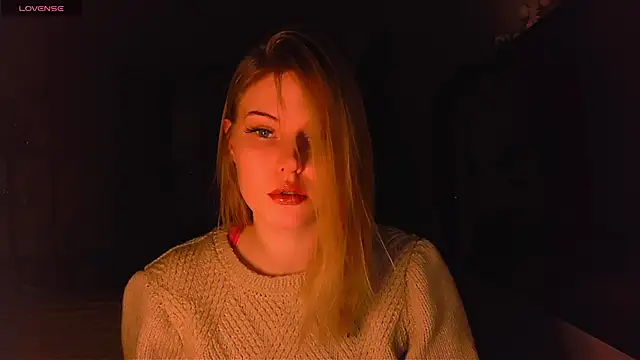 Snapshot of VoluptuousDreams chatting on February 20, 2025, 3:52 pm VoluptuousDreams online show from February 20, 2025, 3:52 pm