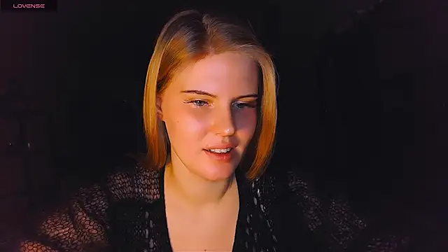 Snapshot of VoluptuousDreams chatting on March 2, 2025, 5:20 pm VoluptuousDreams online show from March 2, 2025, 5:20 pm