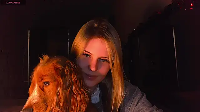 Snapshot of VoluptuousDreams chatting on February 2, 2025, 7:04 pm VoluptuousDreams online show from February 2, 2025, 7:04 pm