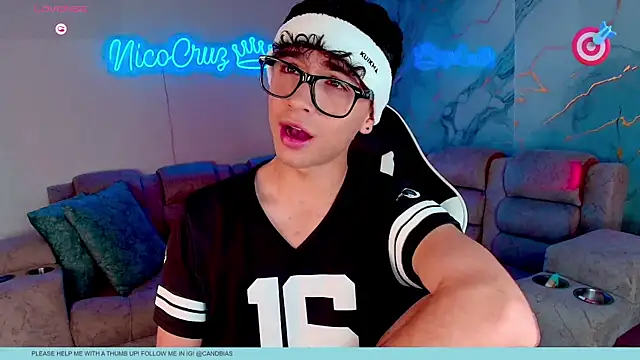 Niico Cruz online show from February 27, 2026, 10:42 pm