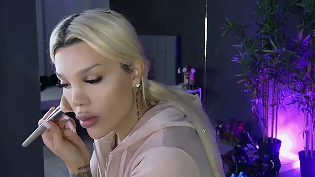 shayblonde online show from March 14, 2025, 6:42 am